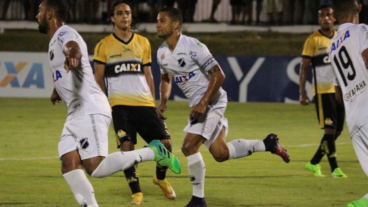 ABC x Criciúma: Veja retrospecto, transmissão e escalações para o jogo da Série B