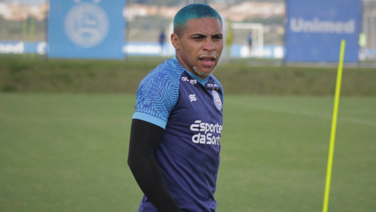 Com Jacaré em campo, Bahia faz penúltimo treinamento de olho no Corinthians