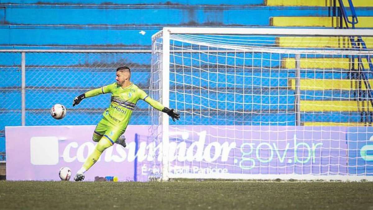 Gabriel Leite_Goleiro_São Joseense_Náutico