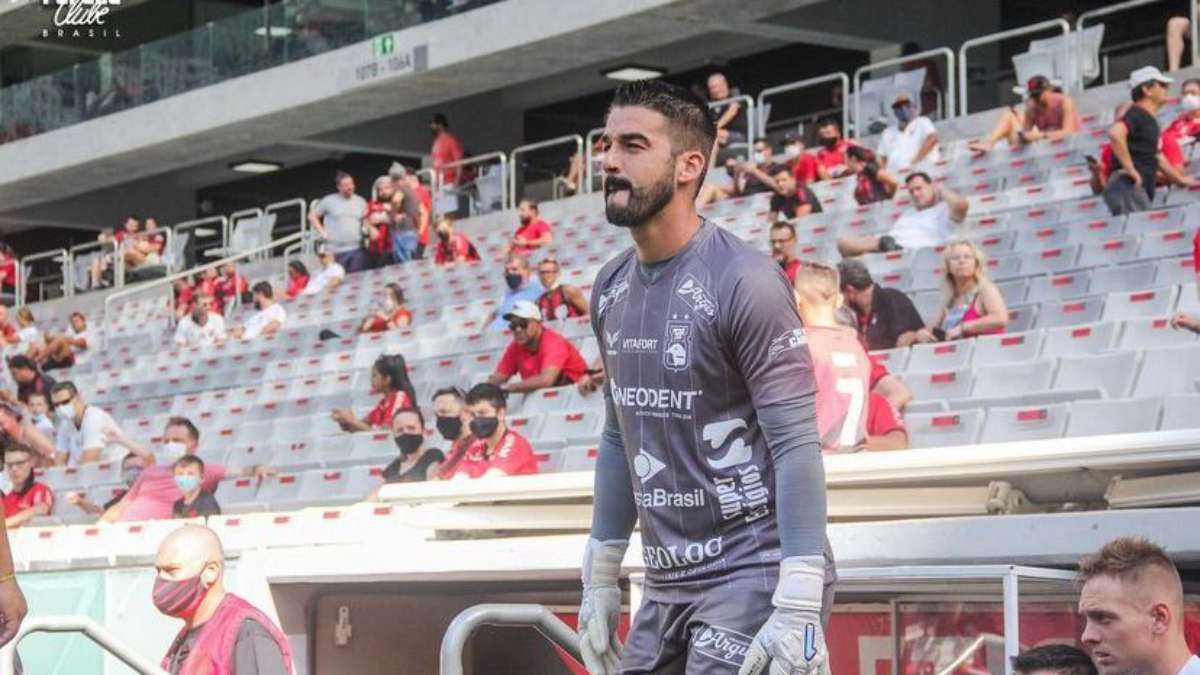 Gabriel Leite_Goleiro_São Joseense_Náutico