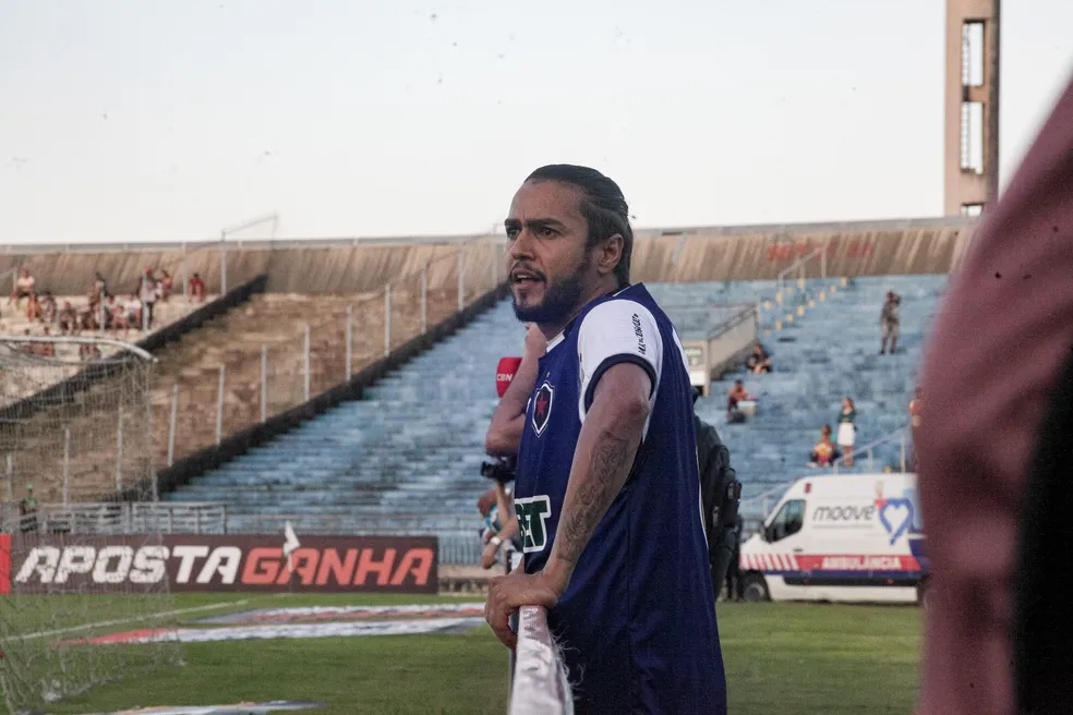 Botafogo-PB terá três desfalques diante o Aparecidense 1 Rogerinho é jogador do Botafogo-PB. Foto: Cristiano Santos / Botafogo-PB