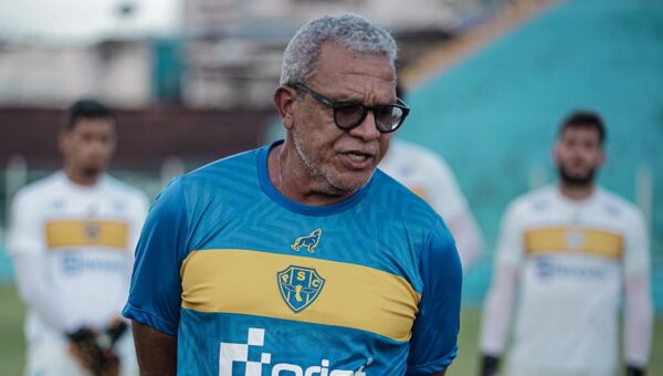 Hélio dos Anjos - Náutico - Paysandu