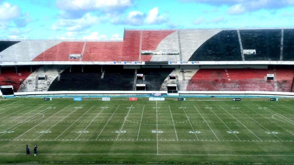 Estádio do Arruda, do Santa Cruz, receberá jogo de futebol americano do Recife Mariners