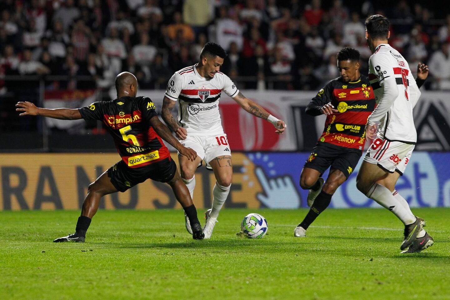 São Paulo e Sport se enfrentaram na Copa do Brasil 2023 nas oitavas de final