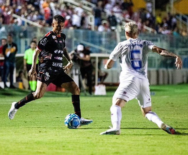 Com gol heroico de Ciel, Ferroviário vence Caxias e está na final da Série D 1 Ferroviário ganhou com um gol de Ciel no final. Foto: Lenilson Santos