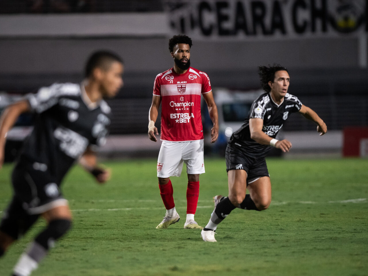CRB lidera as estatísticas de desarme entre times da Série A e B do Brasileirão 1 Falcão é volante do CRB. Foto: Francisco Cedrim/CRB