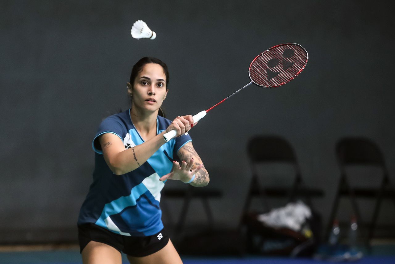 Piauiense Juliana Vieira em jogo do badminton no Pan-Americano Santiago 2023