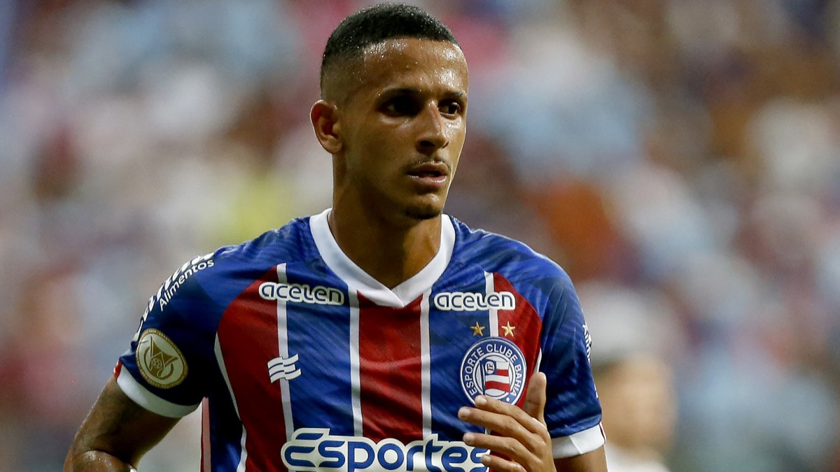 Com quarteto de volta, Bahia divulga relacionados para jogo contra o CRB; veja lista 1 Técnico do Bahia elogia Luciano Juba, mas pondera: "precisa amadurecer um pouco mais" - Luciano Juba, atacante do Bahia