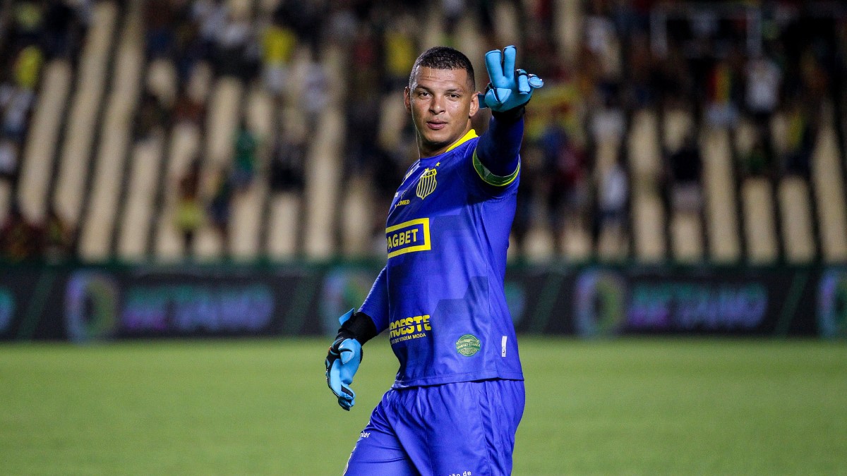 Goleiro do Sampaio Corrêa destaca importância do ponto contra Ceará na Série B: “valioso”
