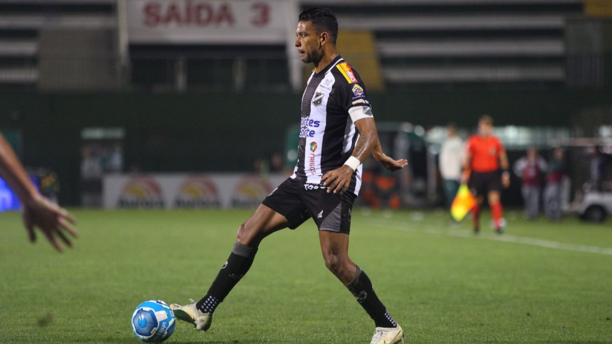 Wallyson, atacante do ABC