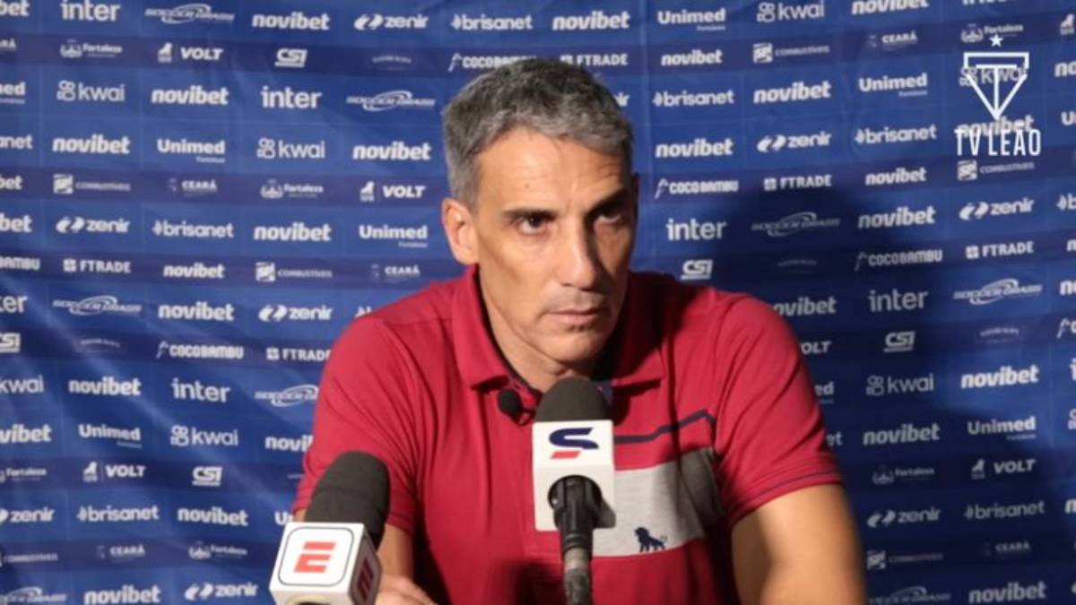 "Atitude boa, placar ruim", diz Vojvoda após derrota do Fortaleza para o Vasco 1 Juan Pablo Vojvoda_Técnico_Fortaleza_2023