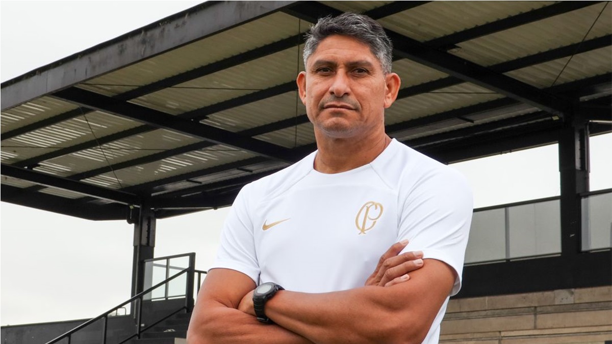 Preparador de goleiros Ceará deixa o Náutico e acerta com o time feminino do Corinthians