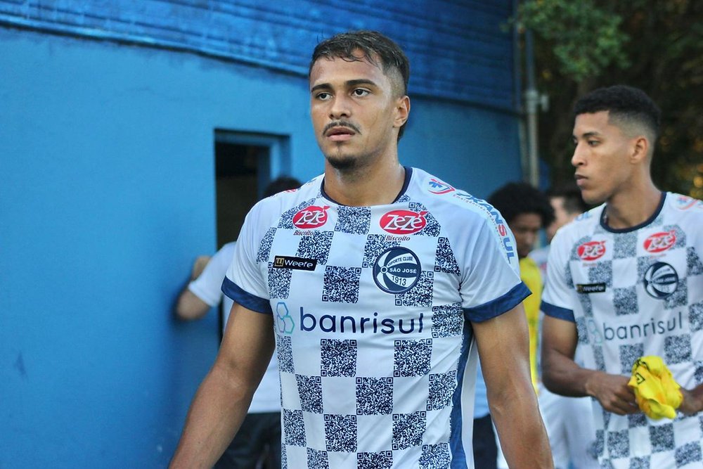 Sampaio Corrêa contrata Warian, ex-CRB, emprestado pelo Corinthians - NE45