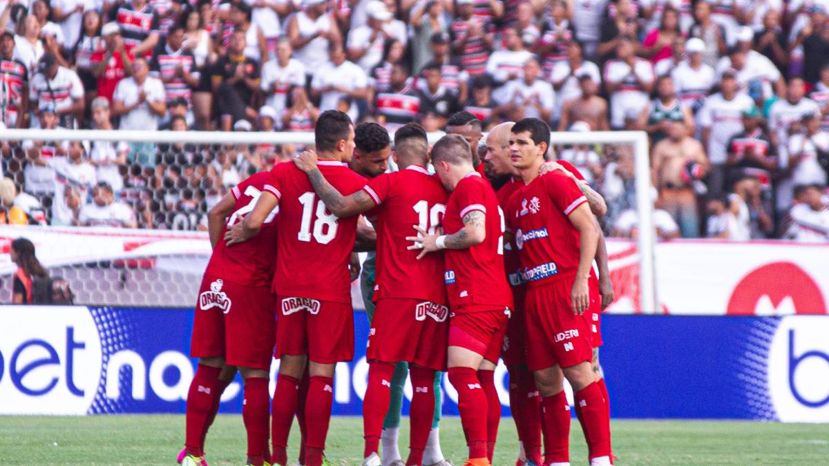 “Agora pode botar jogo dia sim, dia não, que a gente joga”, ironiza dirigente do Náutico após vitória contra o Santa Cruz