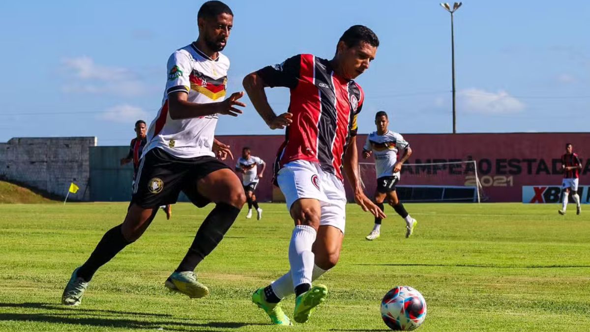 Em jogo com mais expulsões que gols, Santa Cruz de Natal e Globo empatam pelo Potiguar