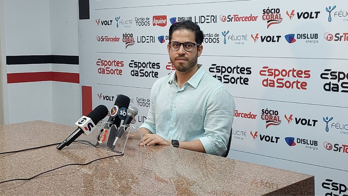 Dirigente do Santa Cruz comenta saída de Willie e cita necessidade de compromisso dos atletas: “Têm que querer estar aqui”