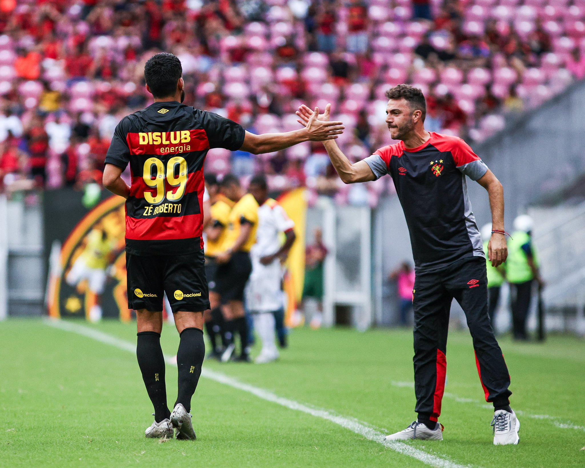 Alan Ruiz ou Zé Roberto? Súmula de Petrolina x Sport dá gol para jogador errado em jogo do Pernambucano