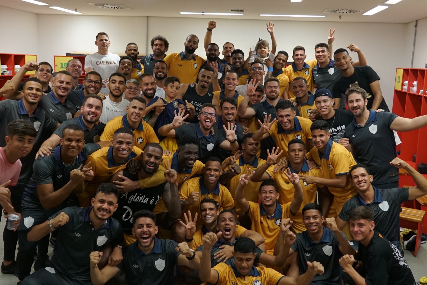 Técnico do Retrô fala em “roupa suja lavada” após queda no Nordestão e celebra vitória ante o Sport: “Fomos letais”