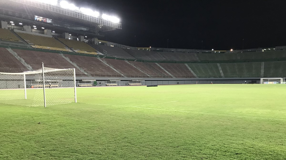 Por troca do gramado no Barradão, Vitória pode estrear como mandante em 2024 em Pituaçu