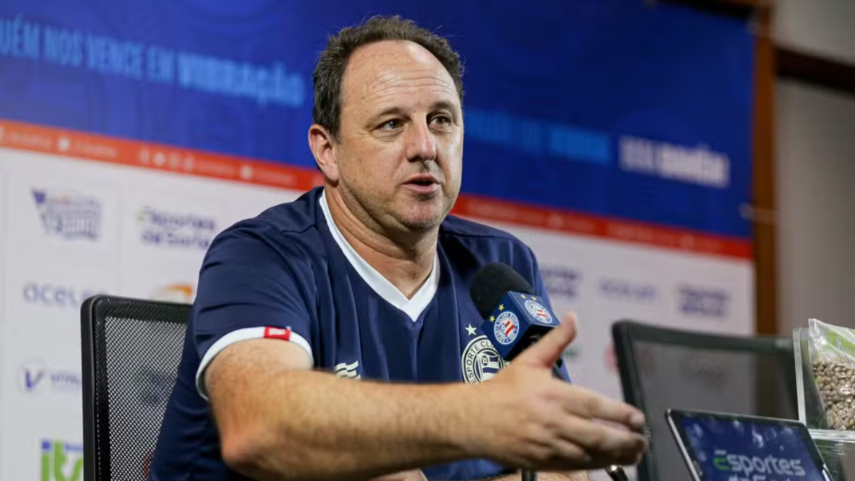 Rogério Ceni afirma que troca de Thaciano por Rezende não influenciou na derrota do Bahia diante do Vitória