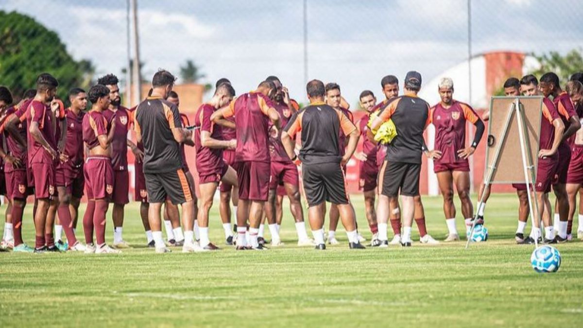 Após sequência de decisões, CRB vira a chave e mira estreia na Série B