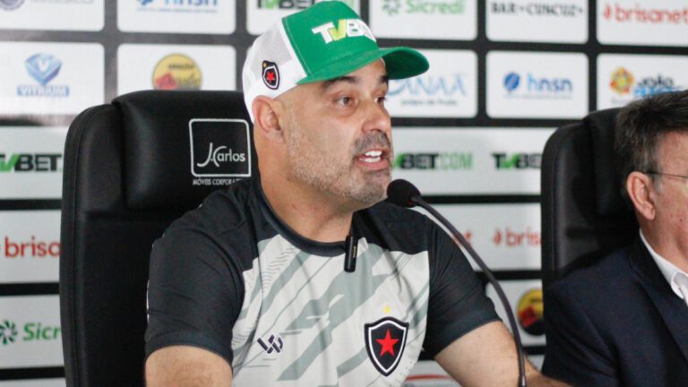 Botafogo-PB anuncia a saída do técnico Cristian de Souza