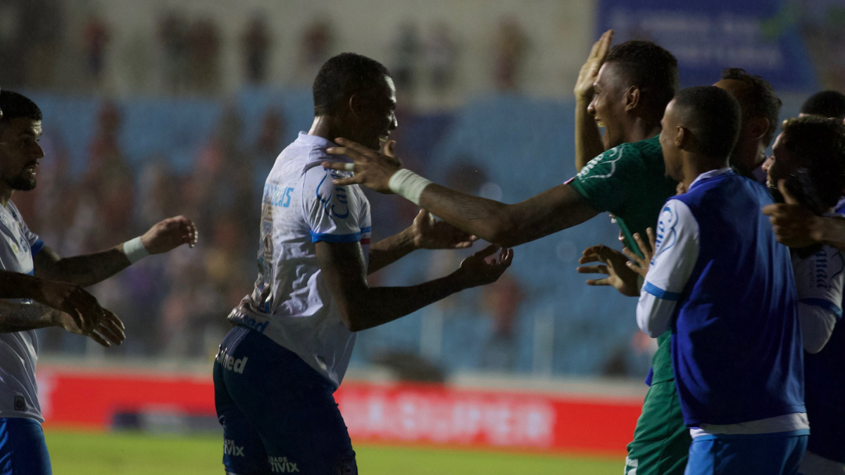 Sem dificuldades, Bahia goleia o Moto Club e avança na Copa do Brasil 2 Posts