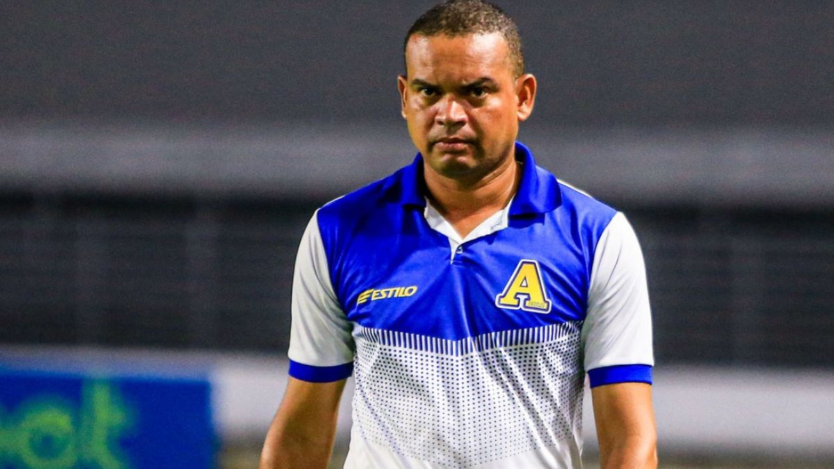 Coruripe anuncia o retorno do técnico Rommel Vieira