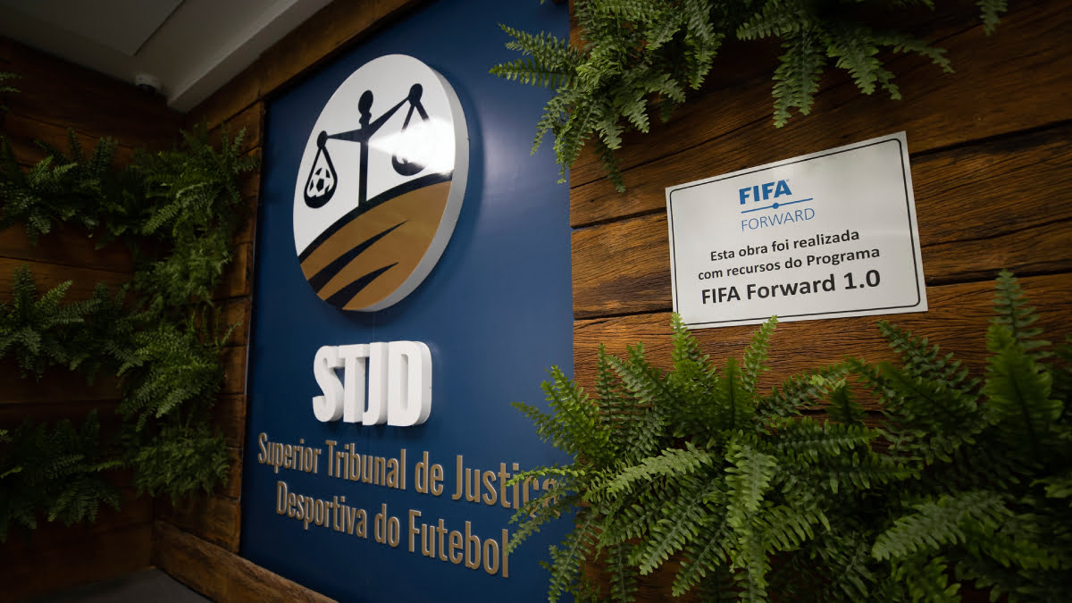 STJD julgará o Sport na próxima semana por ataque de organizada ao ônibus do Fortaleza