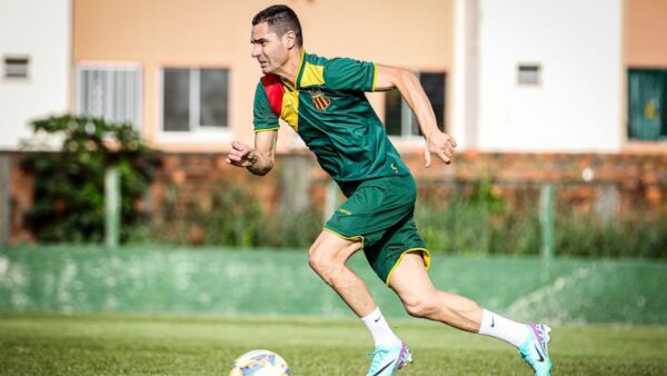 Ferreira, volante do Sampaio Corrêa