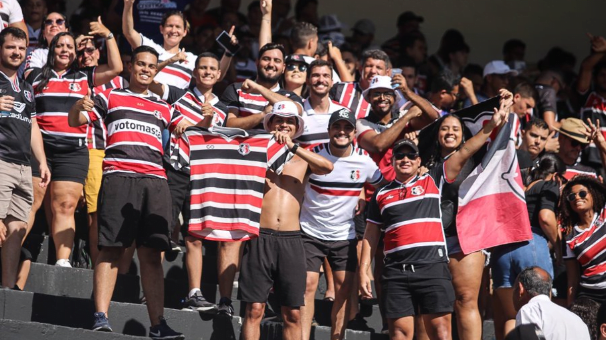 Santa Cruz irá distribuir água para a torcida tricolor no clássico contra o Sport
