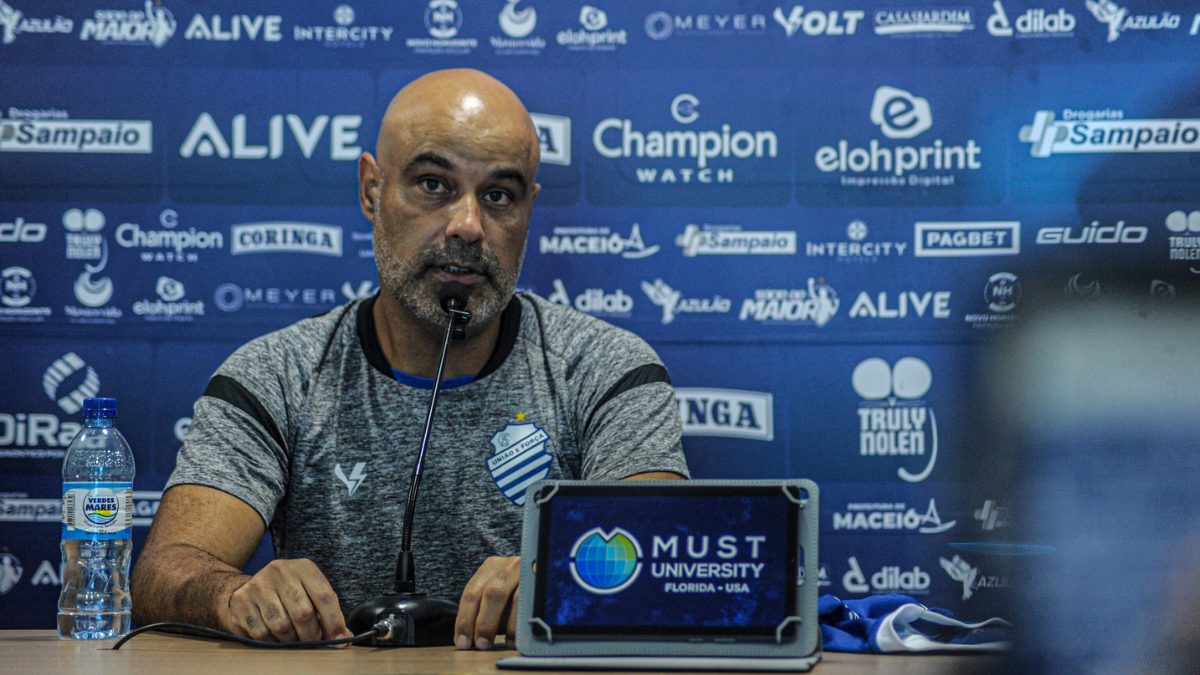 Cristian de Souza destaca desafios no CSA e projeta sequência da temporada: “Trabalhar para gerar resultados”