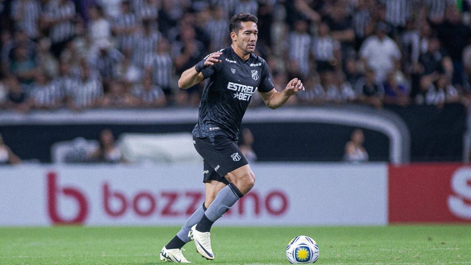 No sufoco, Ceará vence o Itabaiana de virada e se classifica para próxima fase da Copa do Nordeste 1 Jean Irmer - Volante - Ceará