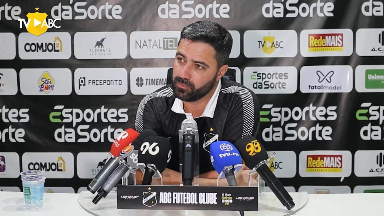Técnico do ABC admite que não mexeu bem na equipe contra o CRB e analisa grupo no Nordestão: "Estamos vivos" 1 Rafael Lacerda - Treinador - ABC