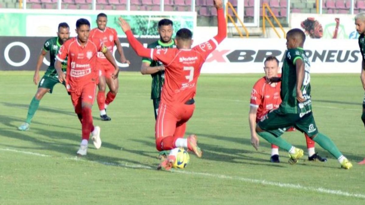 Nos pênaltis, Sergipe vence Lagarto e avança à final do Sergipano