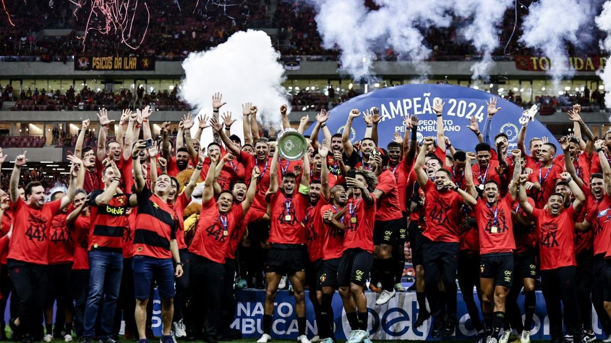 Sport comemora o título do Pernambucano 2024 contra o Náutico na Arena de Pernambuco