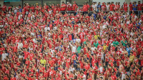 Torcida do América-RN na Arena das Dunas