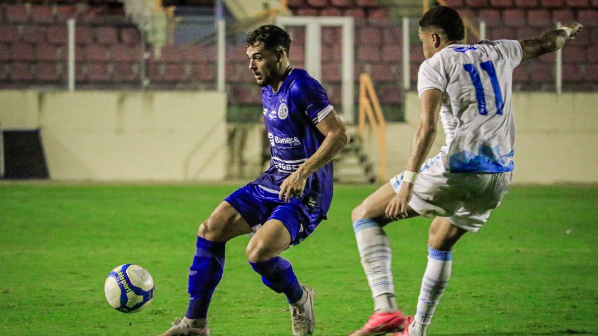 Confiança sai atrás, mas busca empate contra o Londrina em estreia na Série C