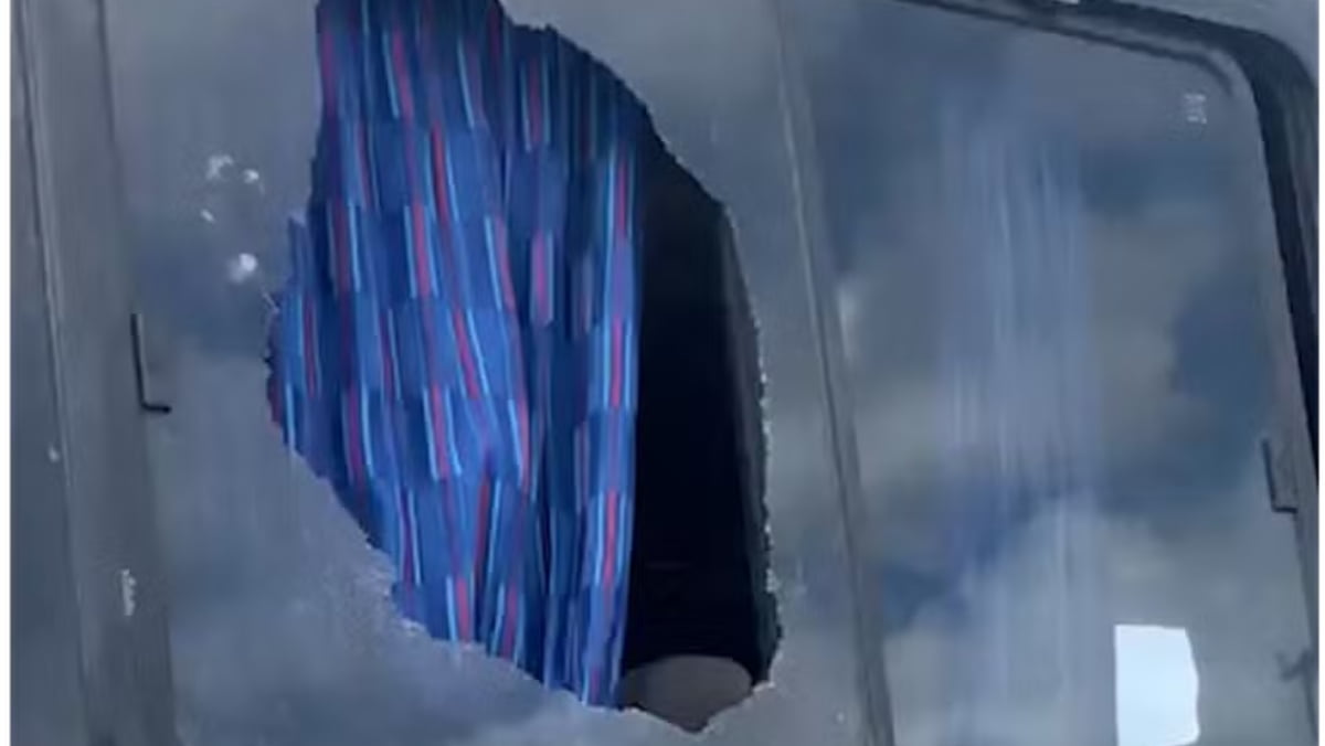Ônibus com torcedores do Sousa é atacado na BR-230 e torcedor fica em estado grave; clube solta nota