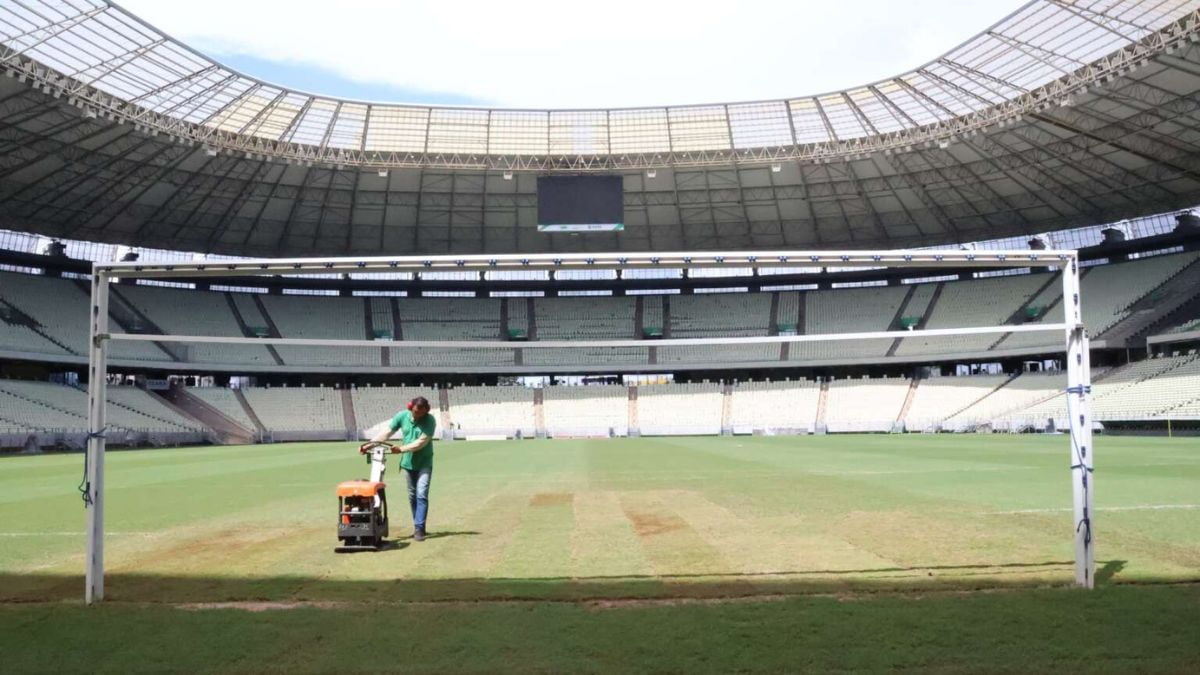 Fortaleza aguarda atualizações da Secretaria de Esporte sobre o gramado do Castelão, que passa por reparos