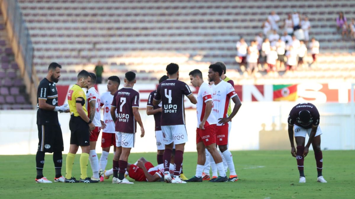 Cinco dos seis gols sofridos pelo Náutico na era Mazola saíram no 2º tempo; veja raio-x