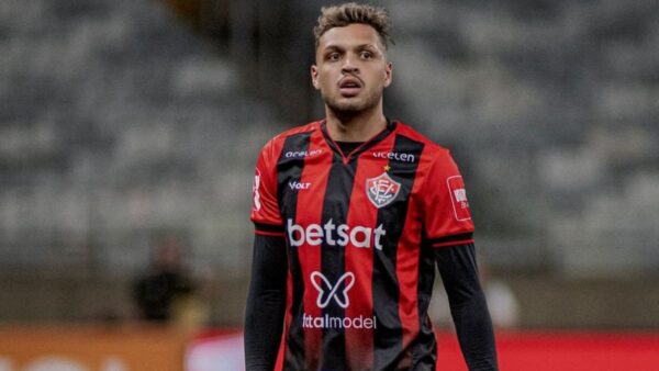 Daniel Jr, do Vitória, é negociado para o futebol português 1 Daniel Jr, do Vitória