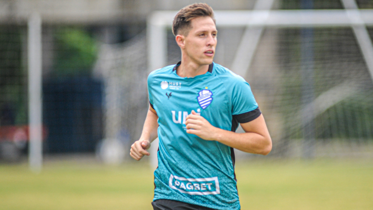 Em Fortaleza, CSA recebe três reforços para jogo contra o Ferroviário; veja 1 Richard é regularizado e pode estrear no CSA.