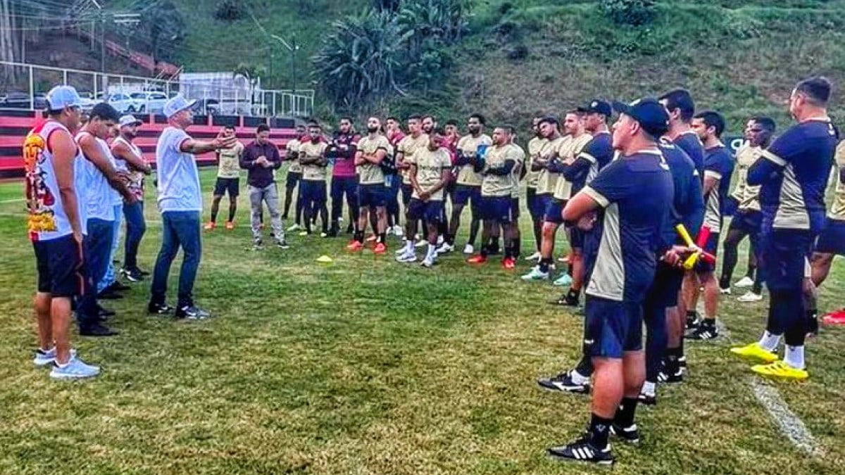 Vitória: Elenco tem reunião com organizada, que cobra melhores resultados na Série A