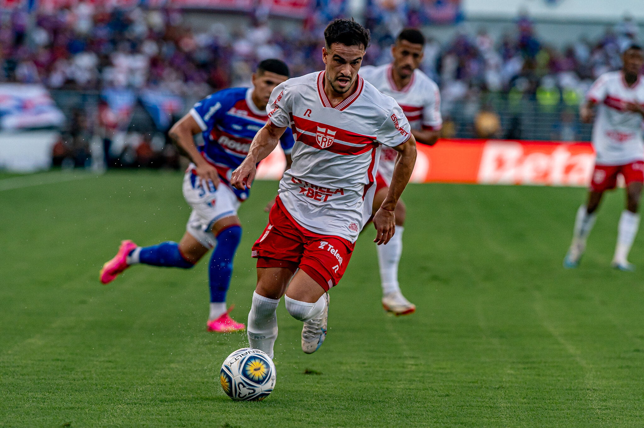 CRB: Facundo Labandeira é dúvida para confronto contra o Santos