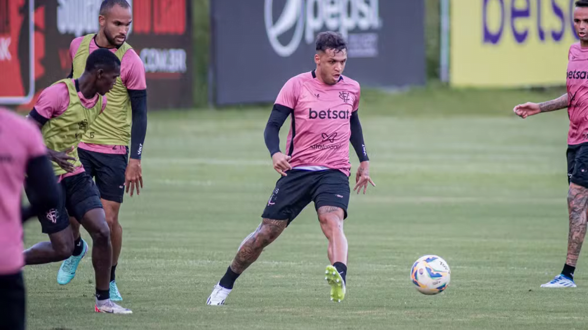 Vitória: Daniel Jr. sofre lesão muscular e é vetado para jogo contra o Juventude