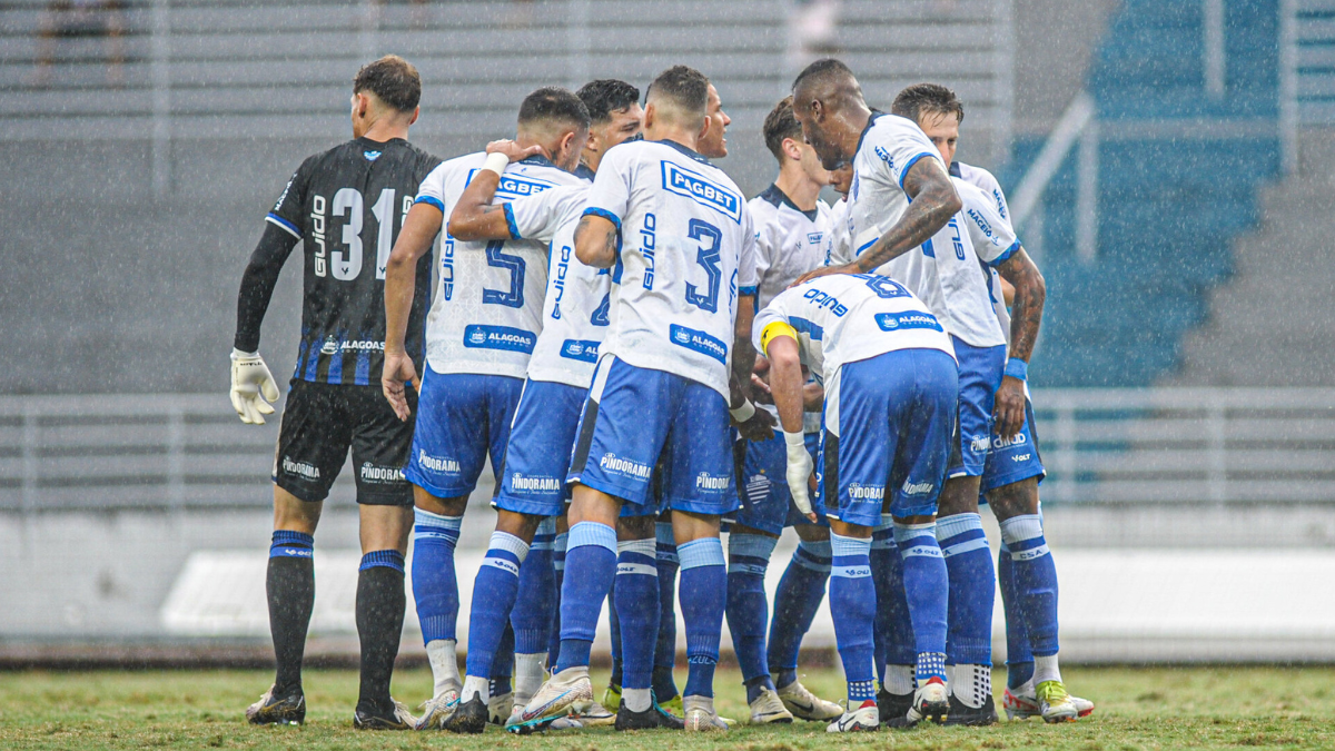 Diante do São José-RS, CSA busca voltar a vencer em casa após quase três meses