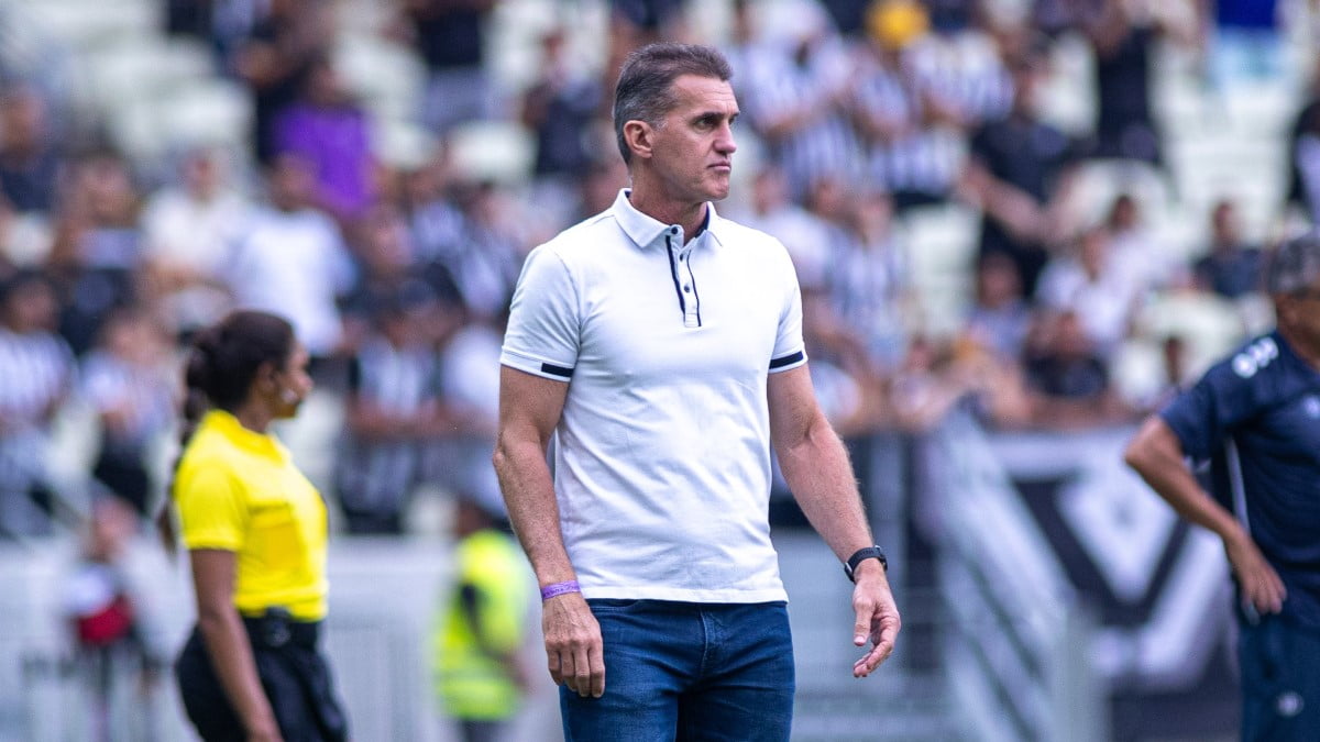 Após nova derrota na Série B, Ceará demite o técnico Vagner Mancini