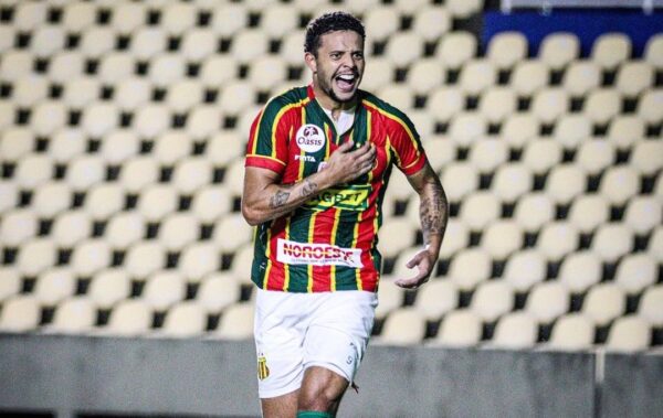 Artilheiro do Sampaio Corrêa em 2024, Bruno Baio acerta com time dos Emirados Árabes Unidos 1 Bruno Baio - Atacante - Sampaio Corrêa