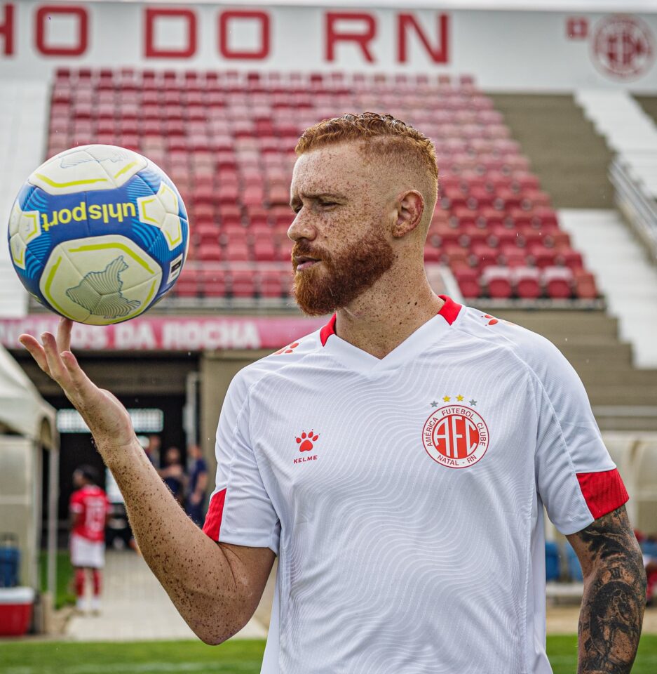 América-RN lança uniforme número 2 para a temporada; veja vídeo 1 Nova camisa do América-RN